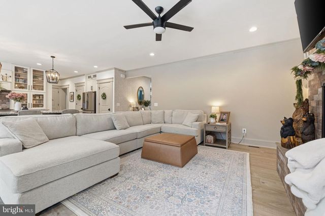 86 HINSONS FORD RD, Amissville, VA 20106