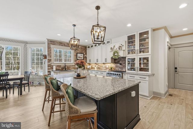 86 HINSONS FORD RD, Amissville, VA 20106