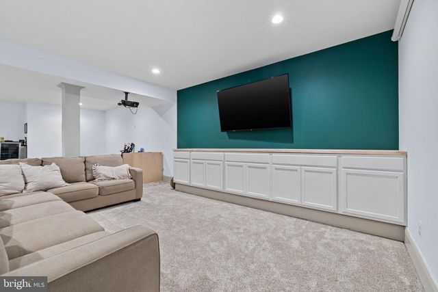 86 HINSONS FORD RD, Amissville, VA 20106