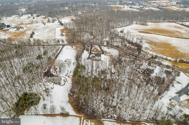 86 HINSONS FORD RD, Amissville, VA 20106