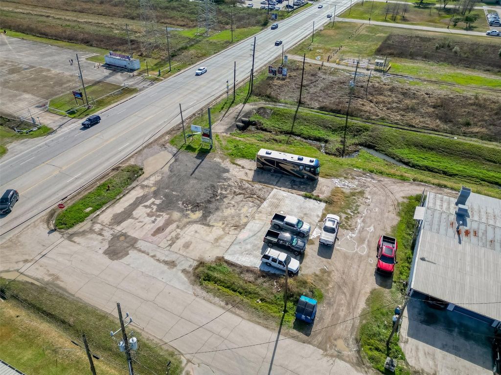 14915 Fm 2100 Road, Crosby, TX 77532