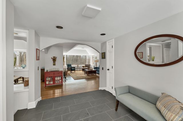 300 Maple Ridge Road, Sandwich, NH 03227