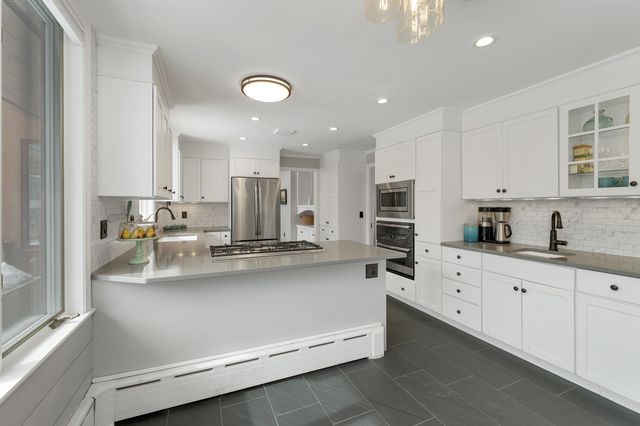 300 Maple Ridge Road, Sandwich, NH 03227