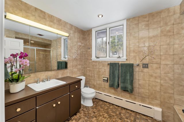 300 Maple Ridge Road, Sandwich, NH 03227