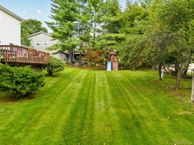 14 Bubenko Drive, Garnerville, NY 10923