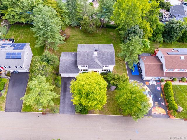 14 Bubenko Drive, Garnerville, NY 10923