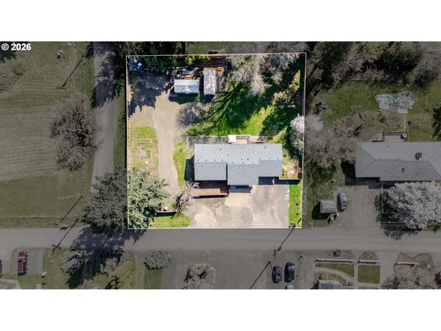 656 Nw THORNTON LAKE Dr, Albany, OR 97321