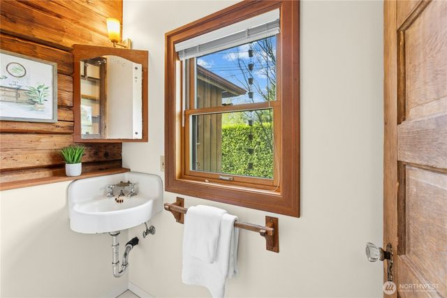 15930 Broadway Avenue NE, Duvall, WA 98019