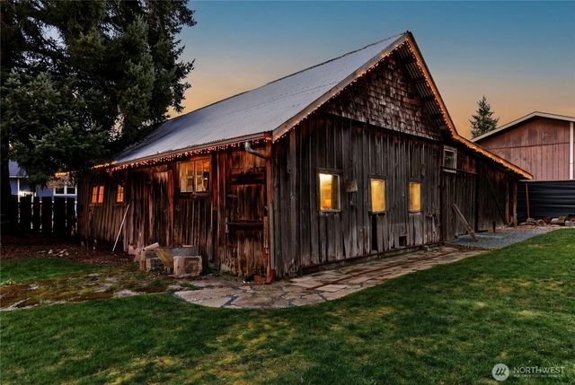 15930 Broadway Avenue NE, Duvall, WA 98019