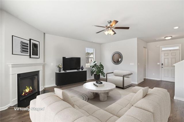 613 Sturbridge Court, Mcdonough, GA 30253