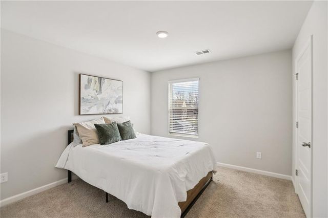 613 Sturbridge Court, Mcdonough, GA 30253