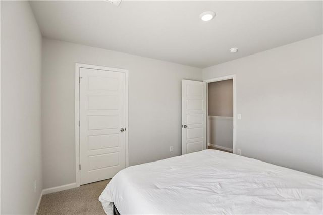 613 Sturbridge Court, Mcdonough, GA 30253