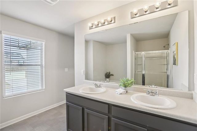 613 Sturbridge Court, Mcdonough, GA 30253