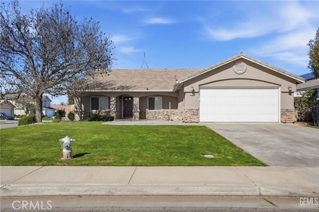 11130 New Forest, Bakersfield, CA 93312