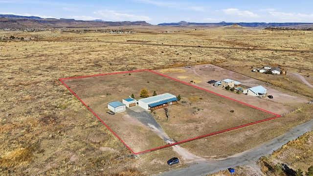 208 Sgt. Mulhern Loop, Fort Davis, TX 79734