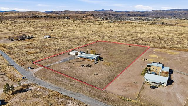 208 Sgt. Mulhern Loop, Fort Davis, TX 79734