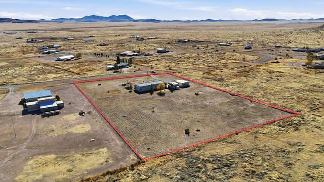 208 Sgt. Mulhern Loop, Fort Davis, TX 79734