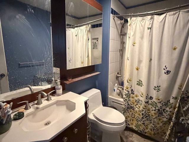 221 Charles Street 1, Cambridge, MA 02141