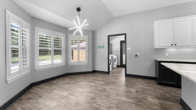 23963 Majestic Forest Forest, New Caney, TX 77357