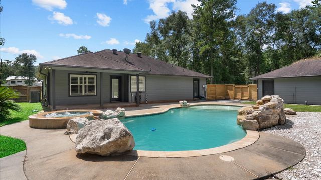 23963 Majestic Forest Forest, New Caney, TX 77357