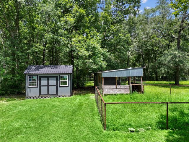 23963 Majestic Forest Forest, New Caney, TX 77357