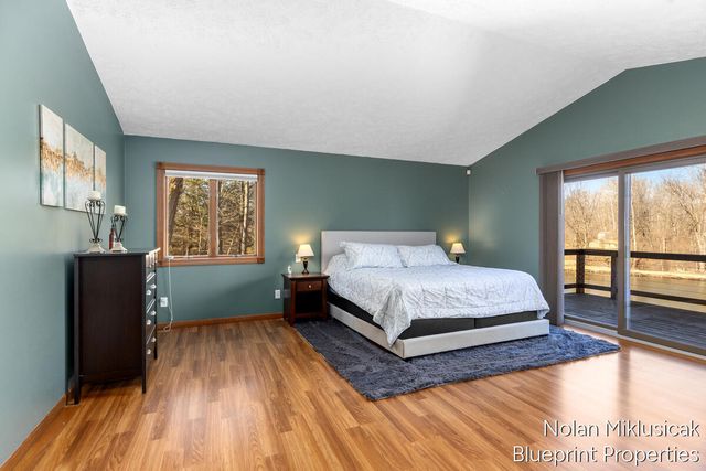 15342 W Almy, Howard City, MI 49329