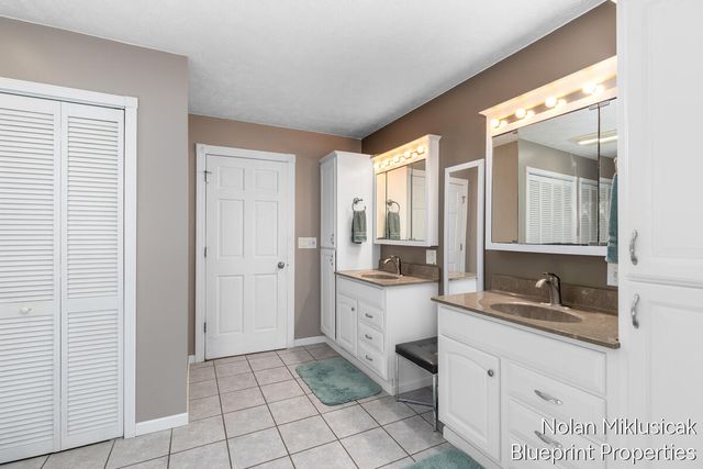 15342 W Almy, Howard City, MI 49329