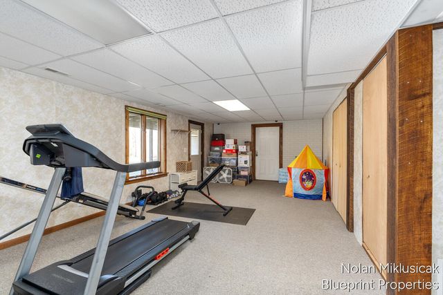 15342 W Almy, Howard City, MI 49329