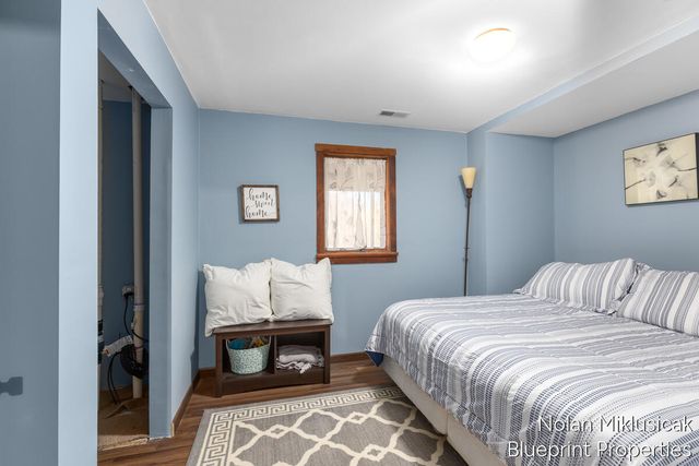 15342 W Almy, Howard City, MI 49329