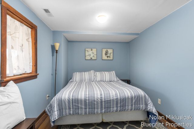 15342 W Almy, Howard City, MI 49329