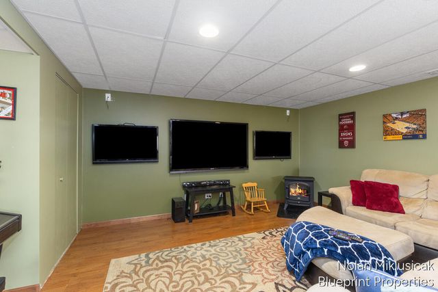 15342 W Almy, Howard City, MI 49329