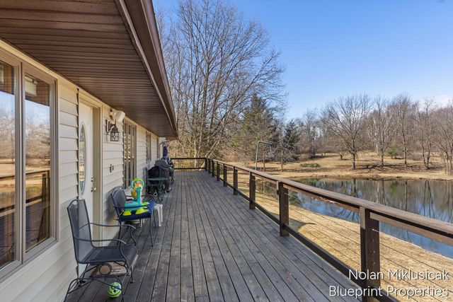 15342 W Almy, Howard City, MI 49329