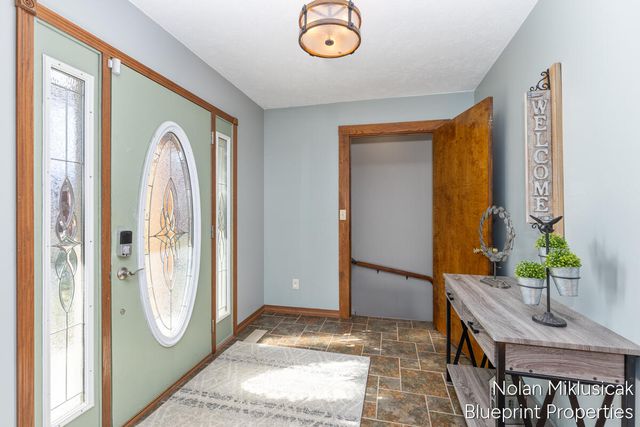 15342 W Almy, Howard City, MI 49329