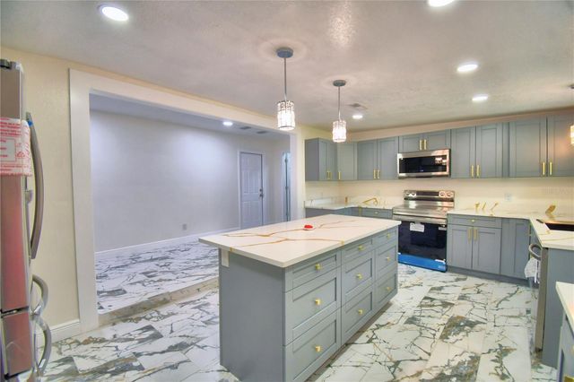 8704 TOM COSTINE ROAD, Lakeland, FL 33809