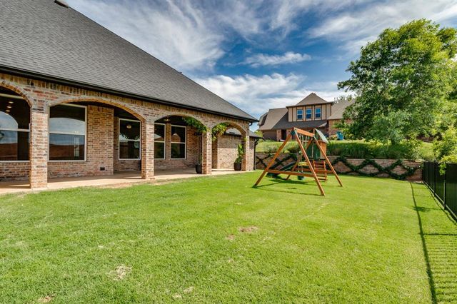 3725 River Valley Drive, Newcastle, OK 73065