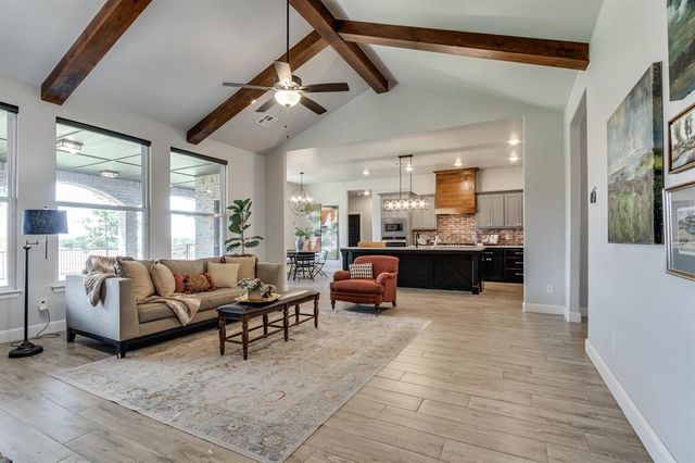 3725 River Valley Drive, Newcastle, OK 73065