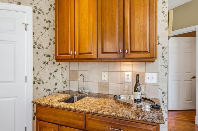 8226 Timber Mist Court, Dublin, OH 43017