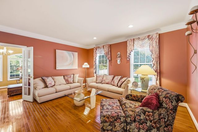 8226 Timber Mist Court, Dublin, OH 43017