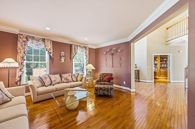 8226 Timber Mist Court, Dublin, OH 43017