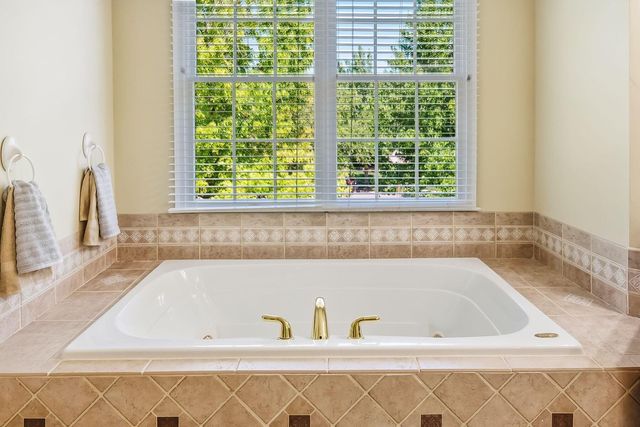 8226 Timber Mist Court, Dublin, OH 43017