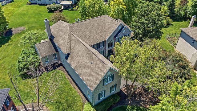 8226 Timber Mist Court, Dublin, OH 43017