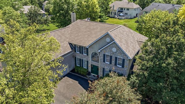 8226 Timber Mist Court, Dublin, OH 43017