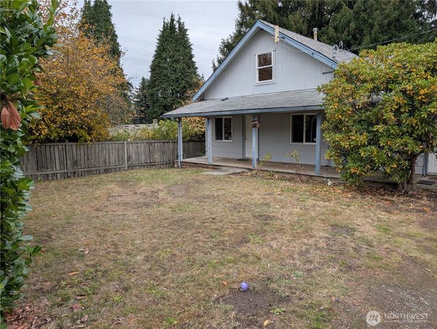 2111 5th Street SW, Puyallup, WA 98371