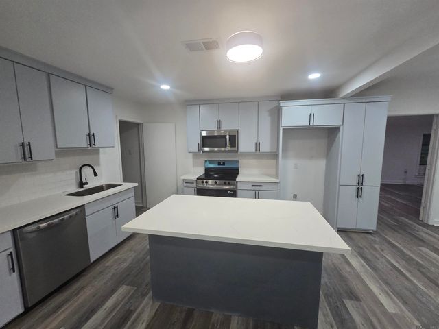 6757 Myrtlewood Dr, Baton Rouge, LA 70812