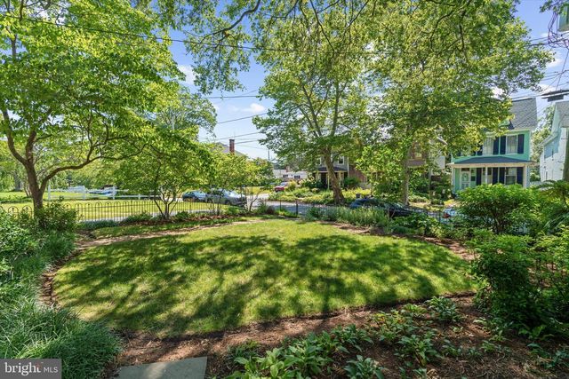 210 N QUEEN ST, Chestertown, MD 21620