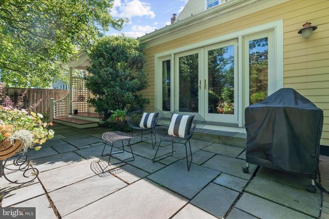 210 N QUEEN ST, Chestertown, MD 21620