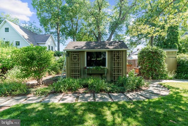 210 N QUEEN ST, Chestertown, MD 21620