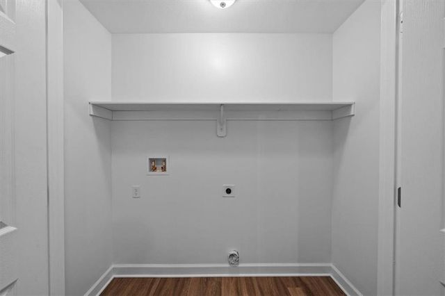 305 S Jefferson Street, Spring Hill, KS 66083