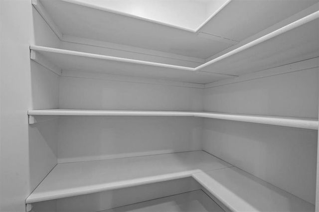 305 S Jefferson Street, Spring Hill, KS 66083