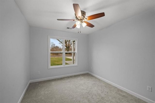 305 S Jefferson Street, Spring Hill, KS 66083